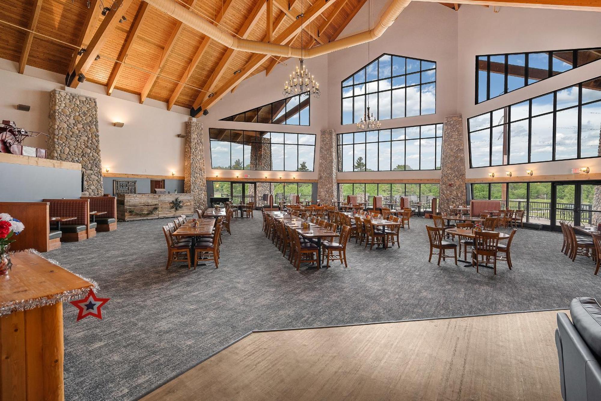 Three Bears Resort Waterpark Near Tomah Ascend Collection Warrens Exterior foto